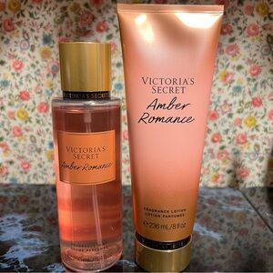 Victoria's Secret Amber Romance Set